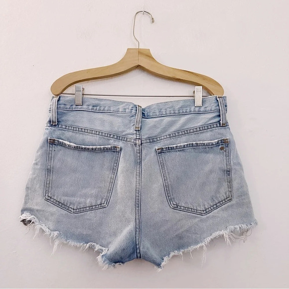 Madewell Relaxed Denim Shorts in Cedarcroft Wash Jeans Distressed Cut Offs - Picture 5 of 10